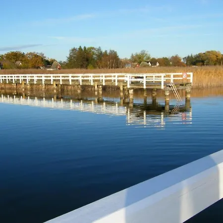 Admiral's Corner Gulet 公寓